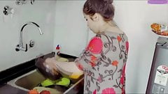 Robber Fucked Chubby Housewife!