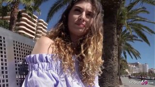 GERMAN SCOUT – Magaluf Urlauberin Candice für Geld am Strand gefickt bei Strassen Casting